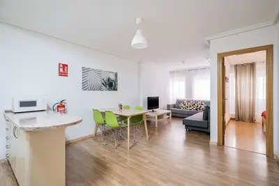 Image de Downtown Madrid North Barrio del Pilar M (Sar28)