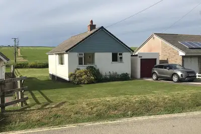 Image de Widemouth Bay, à 300m de la plage de sable, les enfants (Animaux non admis)