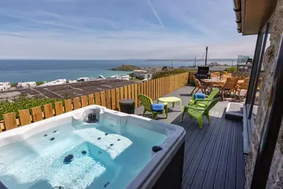 Image de Granite Cottage Ă St Ives avec bain Ă remous, parking pour 3, vues et Wifi