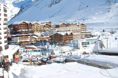 Image de Appartement dans résidence pieds des pistes à Tignes Lac promotion 11\/18 :02