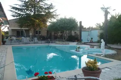 Image de Villa Indépendante 2 a 8 personnes, piscine privé carpentras