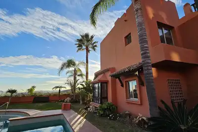Image de Villa Marocaine, vue sur Mer, Pour 5, 230 m², Marbella, Estepona et Sotogrande