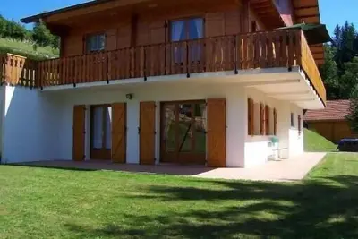 Image de Chalet Gerardmer  location du rez de jardin de 90 m2 terrain de 3000m2