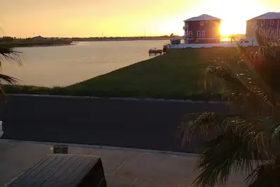 Image de ** Vue sur l'eau ** Vue sur la piscine ** Promenade Ă la plage ** - 3 Br 2. 5 Bth - 8 personnes
