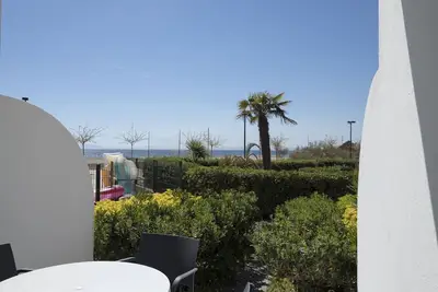 Image de Bel appartement en face de la mer Ă Roses Inmosantos Oasis E2