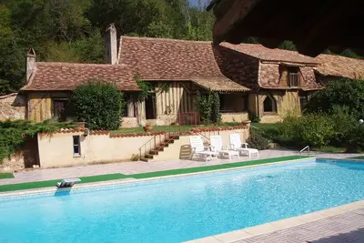 Image de La métairie en Périgord Piscine+Tennis+Etang de pêche