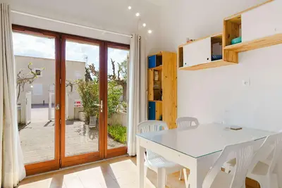 Image de Maison avec 2 pièces et mezzanine proche plage, parking inclus