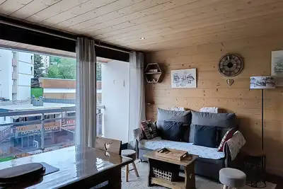 Image de Appartement rénové 2 chambres, balcon sud, à 50m des pistes et commerces - La Toussuire