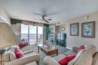 Image de Fantastique Condo Oceanfront 4 Chambres South Shore Villas, 501