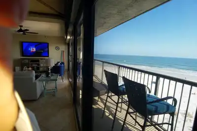 Image de Le plus proche Direct Oceanfront, Condo de luxe Historic Avenue Flagler