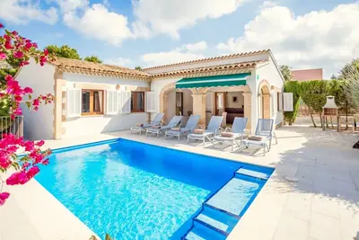 Image de Villa Can Sohn for six people with Bbq