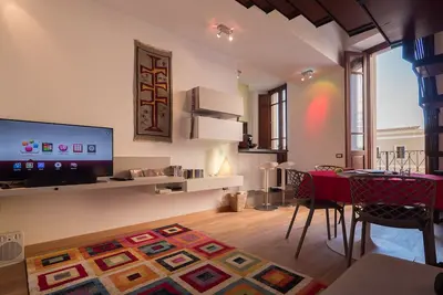 Image de Appartement moderne con parking, à proximité du port e la gare.