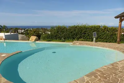 Image de Spacieux T3 belle Piscine, Climatisé vue Lagon reposant et calme