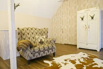 AlpacaView Lodge - Gatehouse -