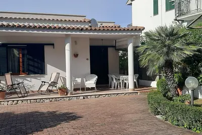 Image de Charmante villa indépendante avec jardin près de la mer et près de Rome