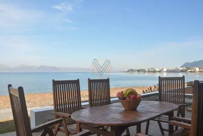 Sa Marina 7a, villa direct on the beach