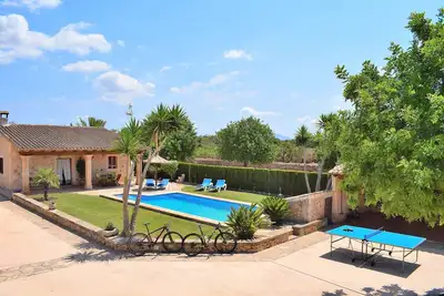 S'Estret 184 magnifique finca avec piscine privée, terrasse, jardin agréable et tennis de table