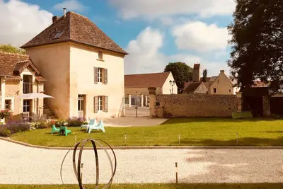 Image de Visitez la Normandie en famille ou entre amis facilement grâce à ce lieu central