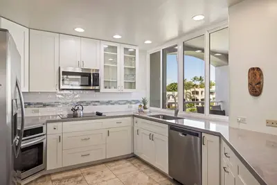 Image de Récemment rénové en septembre 2019! Meilleure vue sur l'océan dans le complexe!