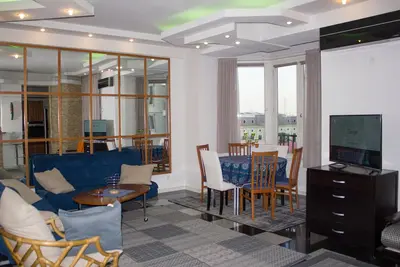 Image de Tbilisi Center Private 4-room Apartment ☀️