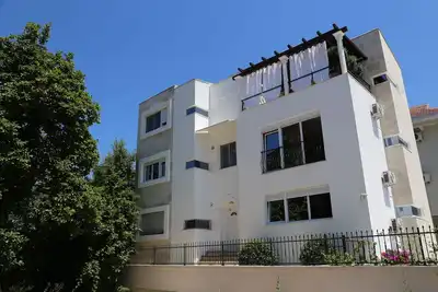 Image de Nouvel appartement 1 lit moderne dans le vieux port de Tivat très près de Porto Monténégro