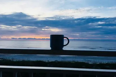 Image de Spécial septembre! Condo de luxe Oceanfront 2/2 avec une vue panoramique