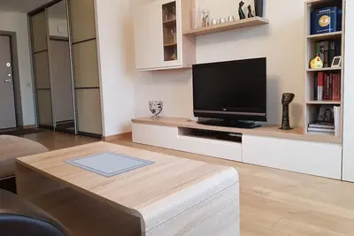 Image de 50 m2 deux pièces appartements agréables et confortables avec grand balcon!