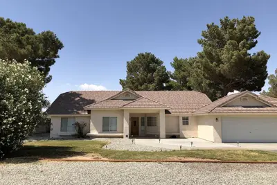 Image de Californie City Tastefully Modern 4 Bd Maison de vacances