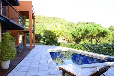 Image de Dans Cabrils, Appartam. Avec Piscine, Grande Terrasse Et Belle Vue Sur Mer