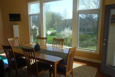 Image de Style ranch dans Cul-de-Sac + Walkout