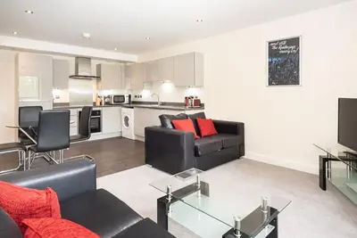 Image de 4 Chapel Apartments · Stylish 2-Bed Flat Near York City Centre | Pass the Keys