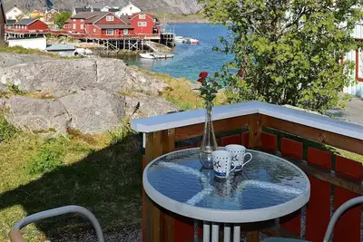 Image de Maison de vacances pour 3 a Henningsvær-By Traum