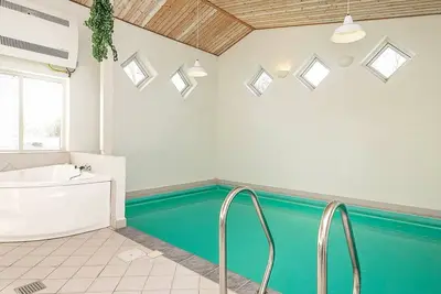 Image de Maison de vacances pour 8 a Ulfborg-By Traum