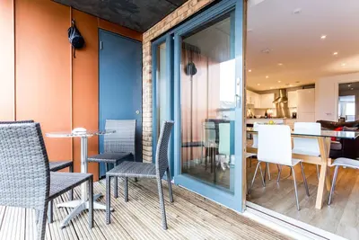 Image de Pass the Keys | Bright, Spacious 2br Central Cambridge Flat for 4