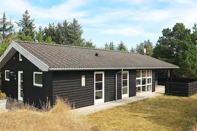 Image de Maison de vacances pour 8 a Ålbæk-By Traum