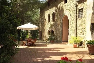 Image de Villa à Malmantile avec 4 chambres à coucher, 8 couchages