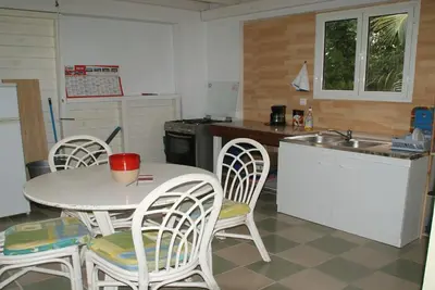 Image de complexe de vacances composé de trois Maisons de 3 chambres, a <br>L' étage