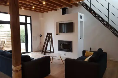 Image de 1 gîte, 100 m², 5 personnes, 2 chambres, 1 Jacuzzi, wi-fi