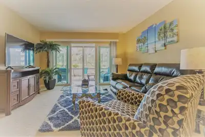 Vue imprenable - Condo 2 chambres et 2 salles de bain avec vue magnifique sur le parcours de golf