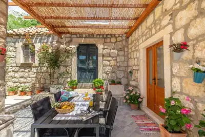 Image de Summer Cottage - Deux Chambres Maison, Couchages 4