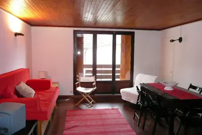 Image de Grand appart 3p balcon sud face aux pistes - Parking inclus - Montgenèvre