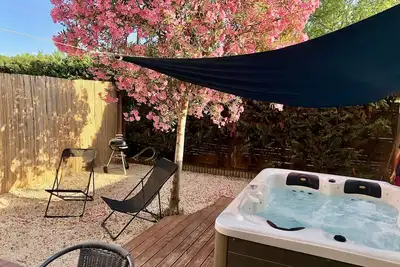 Image de Grand et bel appartement avec Spa, 6 personnes, jardin, tout confort
