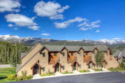 Image de ArrĂŞte de regarder! Parfait pour les familles / 4br / 3. 5ba + Bunk Rm Ski-in / out Saddle Ridge