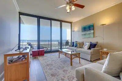 Appartement front de mer sur l'île Dauphin avec 2 piscines et sauna