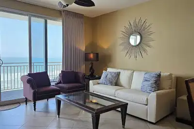 Image de Splash Oceanfront Luxury 6ème étage ~ Service de plage