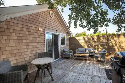 Image de Vignobles Beach Cottage de luxe, shopping et Hamptons Bas taux mensuels