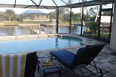 Image de Belle propriété au bord de l'eau, accès direct au golfe, piscine chauffée et spa à l'eau de mer