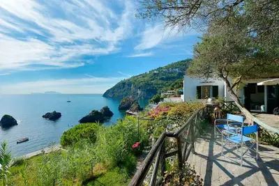 Image de Cottage avec accès privé à la mer