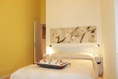 Image de Chambre double confortable dans le centre historique de Naples, proche de tout