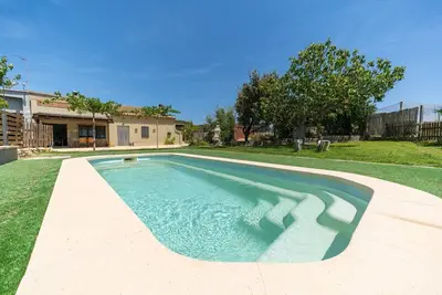 Image de Florence: Maison rustique, en pleine nature